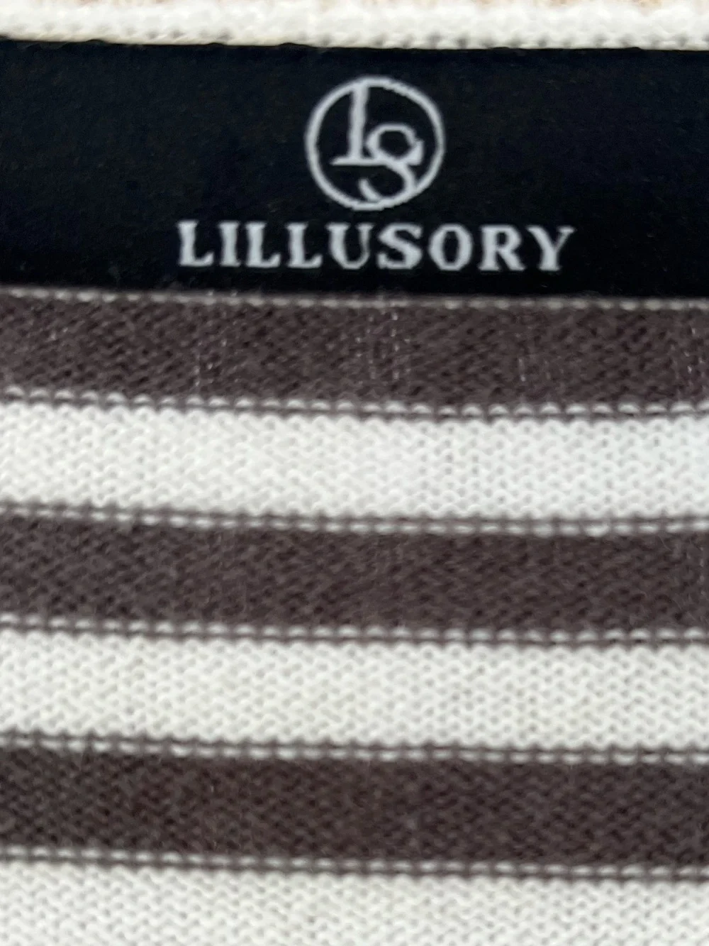 100%COTTON Striped Crewneck Sweater in Black and Cream with Pocket SZ-L - Picture 5 of 8